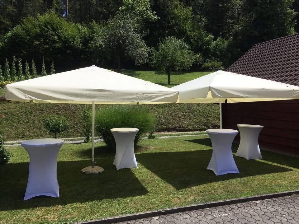 Šotori in paviljoni 4